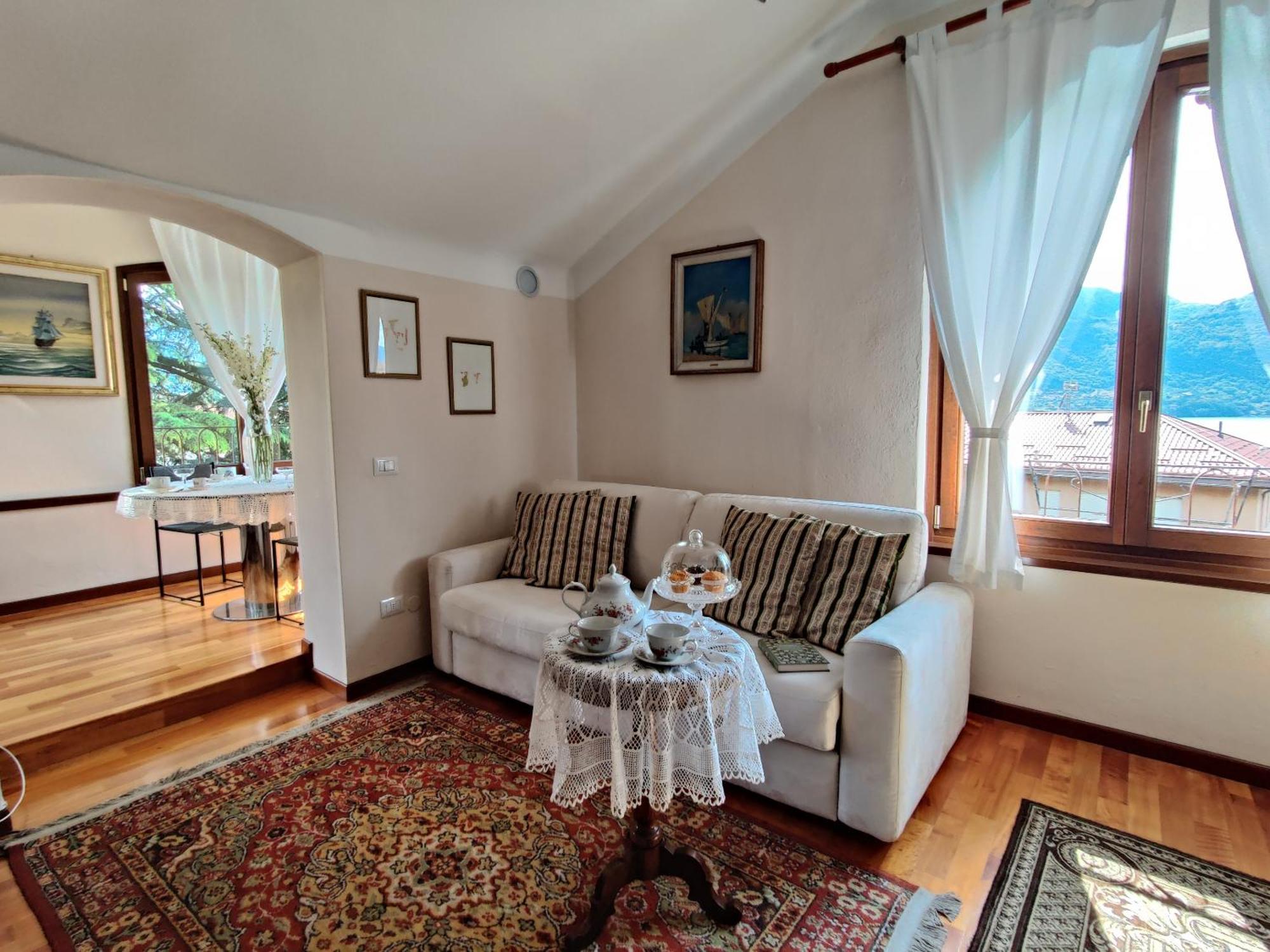 Villa Laura Lierna Zimmer foto