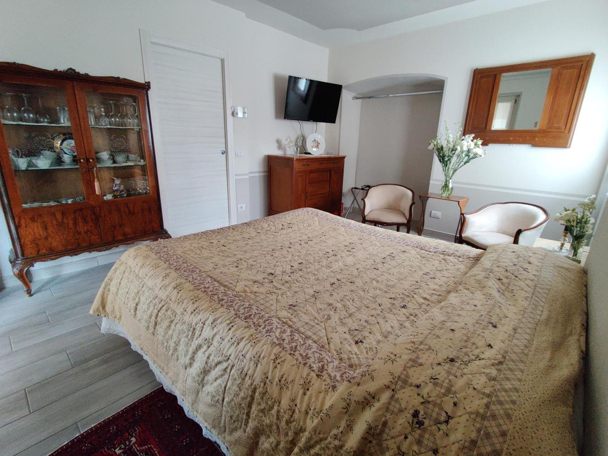 Villa Laura Lierna Zimmer foto