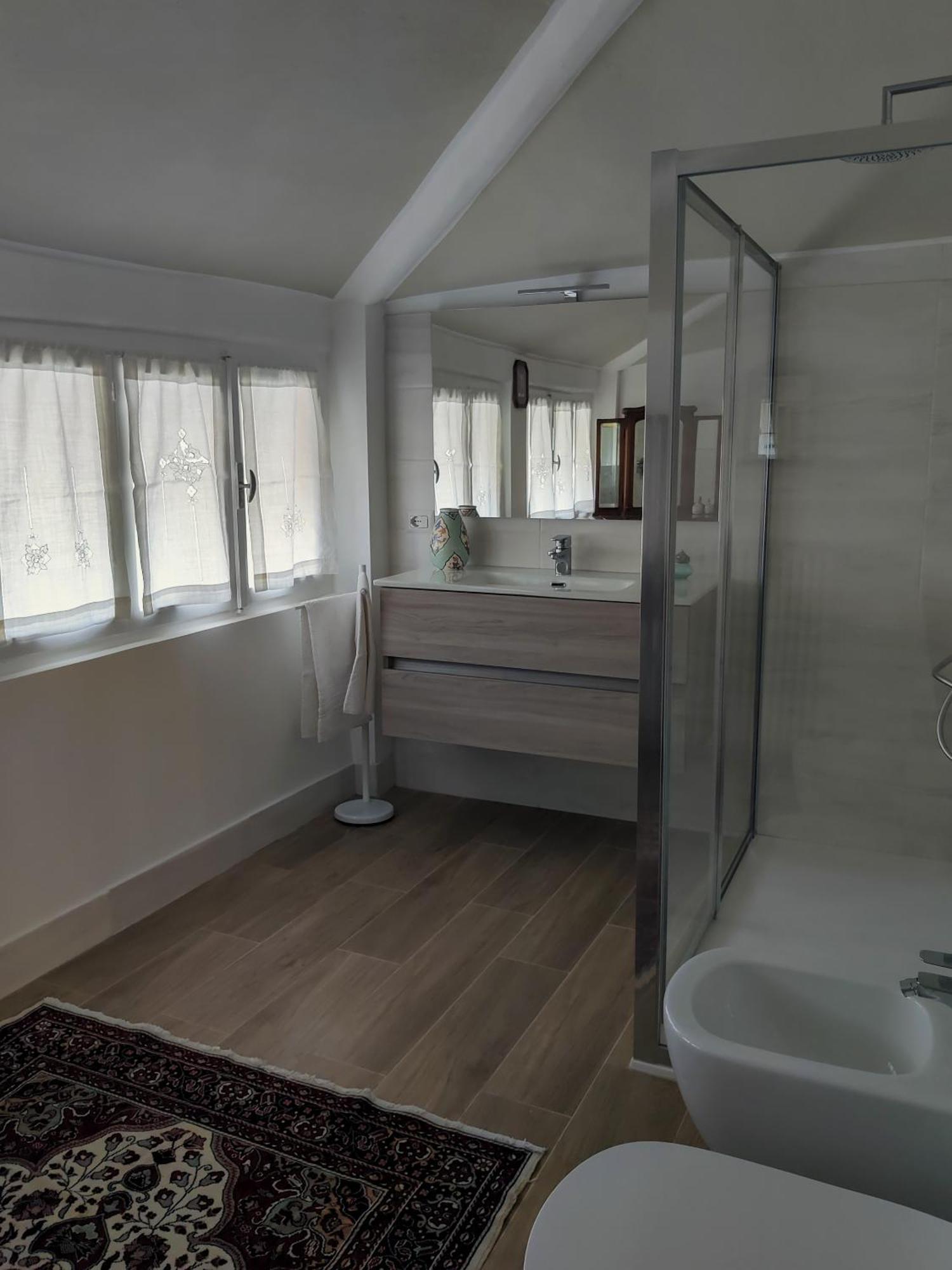 Villa Laura Lierna Zimmer foto
