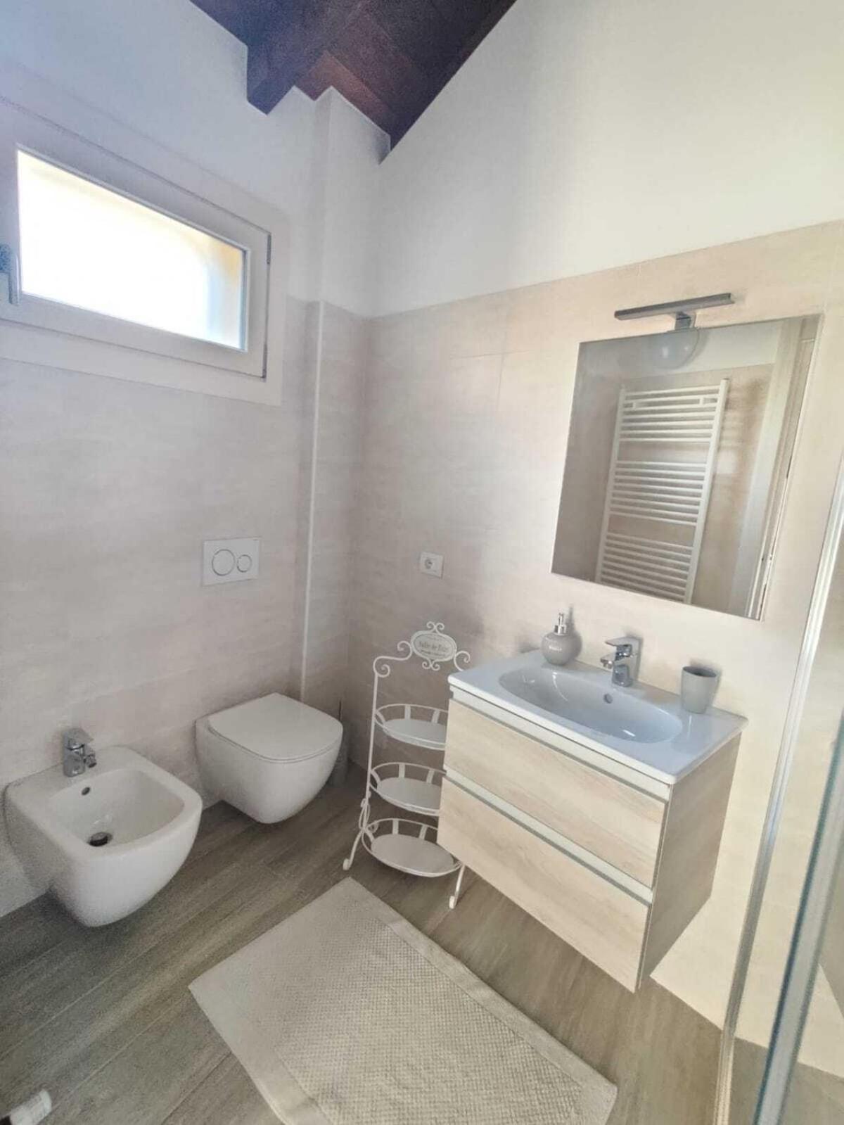 Villa Laura Lierna Zimmer foto